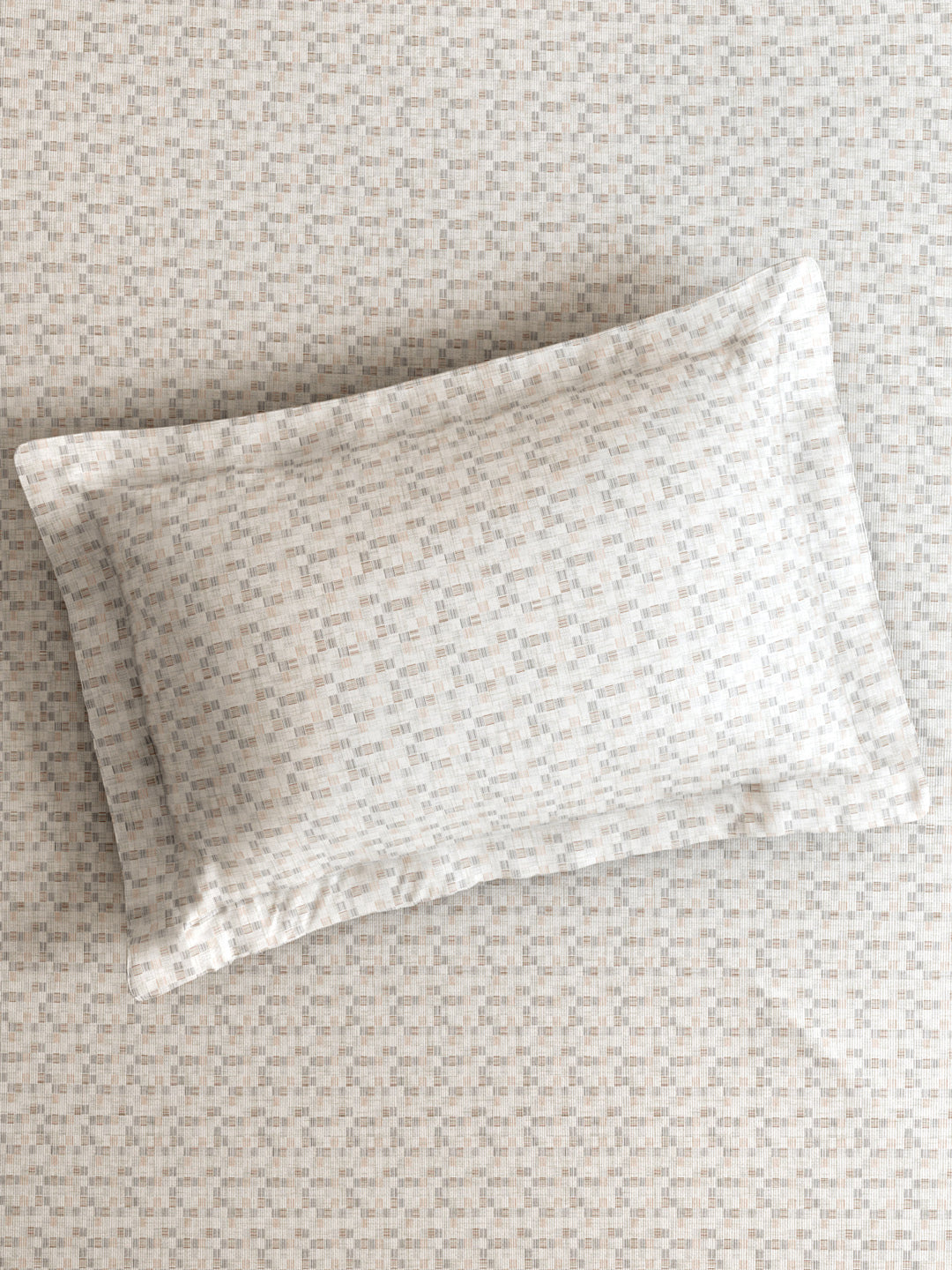 Gardenia Augusta 100% Cotton 300 TC Super King Bedsheet with 2 Pillow Covers | White & Beige Digitally Printed