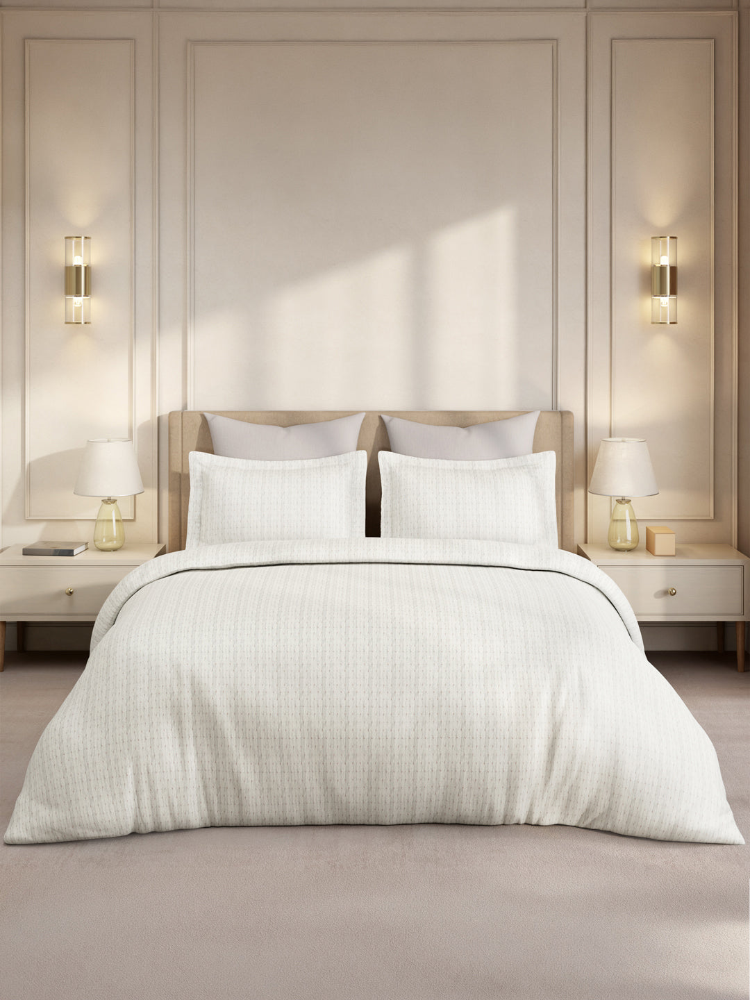 Gardenia Augusta 100% Cotton 300 TC Super King Bedsheet with 2 Pillow Covers | White Digitally Printed
