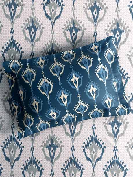 Gardenia Augusta 100% Cotton 300 TC King Bedsheet with 2 Pillow Covers | Blue & White Digitally Printed