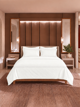 Premium Quality 100% Egyptian Cotton 1000 TC, White King Bedsheet with 4 Pillow Covers, Infinity