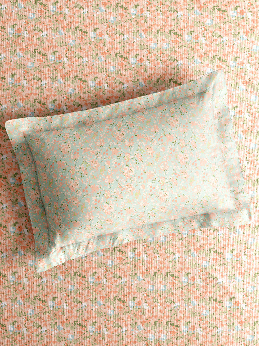 Valatia 100% Cotton 200 TC Double Bedsheet with 2 Pillow Covers - Pink Floral