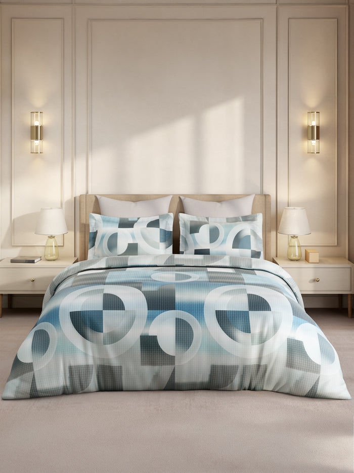 Gardenia Augusta 100% Cotton 300 TC King Bedsheet with 2 Pillow Covers | Blue & White Digital Geometrical Print