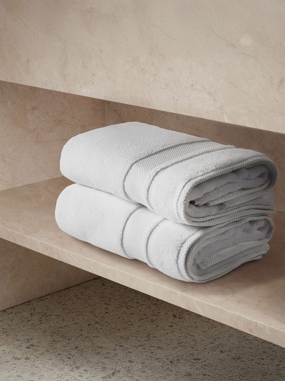 Platinum Pulse 100% Cotton 625 GSM White Bath Towel