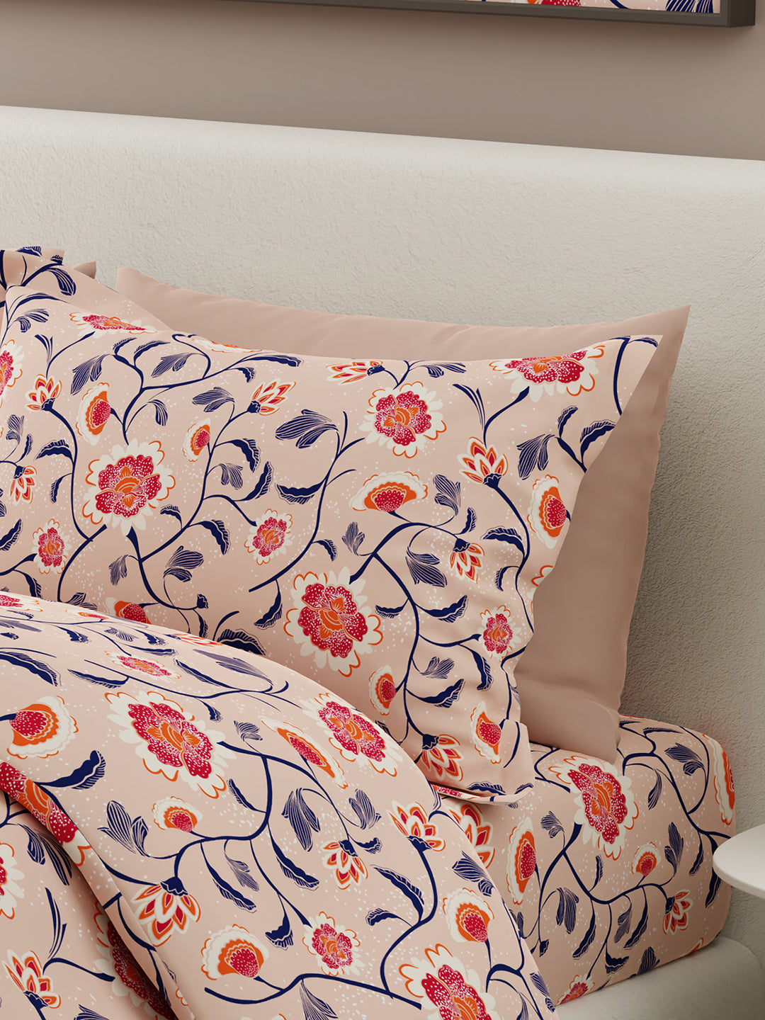 Siesta 100% Egyptian Cotton 200 TC Pink Floral Print King Bedsheet with 2 Pillow Covers