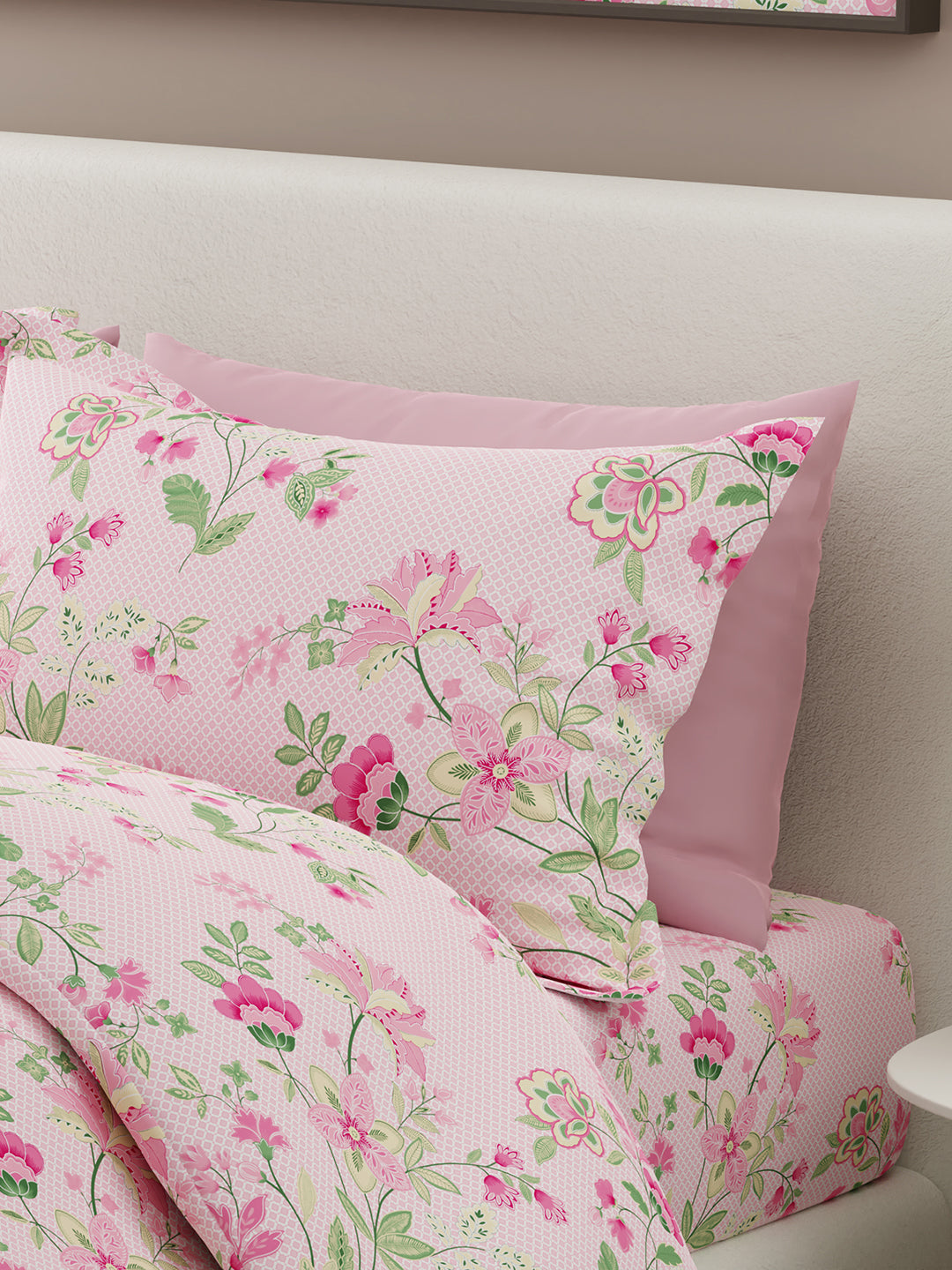 Siesta 100% Egyptian Cotton 200 TC Pink Floral Print King Bedsheet with 2 Pillow Covers
