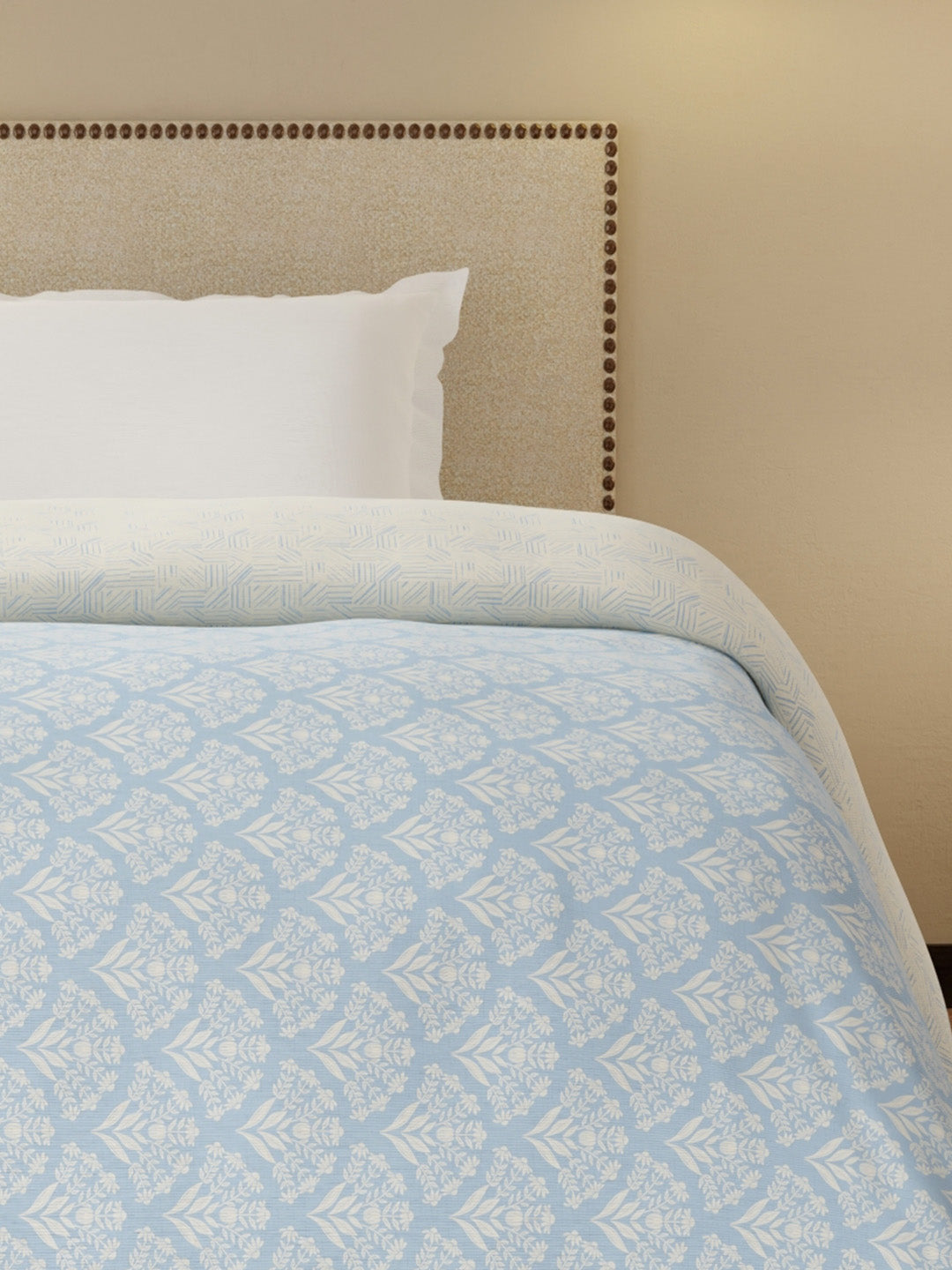 Cottage Garden 100% Cotton 300 TC Blue & Beige Printed Single Reversible Comforter - Pack of 1 (88 L x 60 W inches)