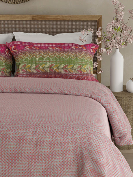 Heritage Walk 100% Egyptian Cotton 200 TC Pink Ethnic Print King Bedsheet with 2 Pillow Covers