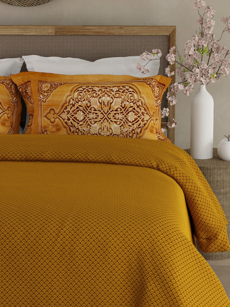 Heritage Walk 100% Egyptian Cotton 200 TC Yellow Ethnic Print King Bedsheet with 2 Pillow Covers