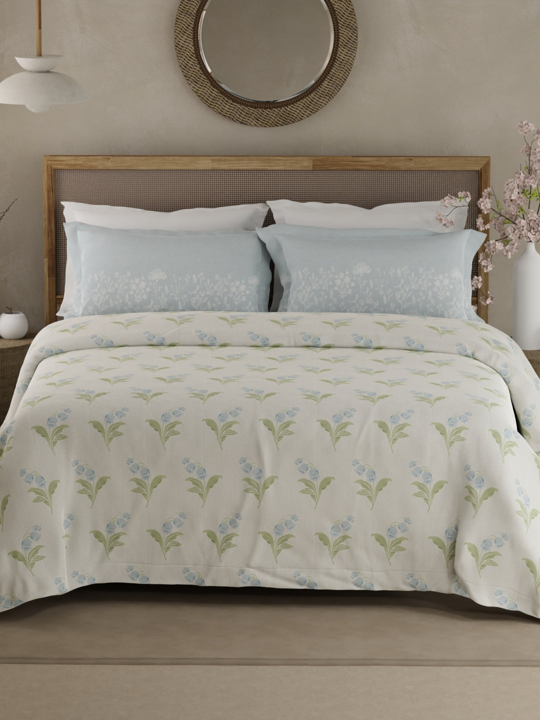 Valatia 100% Cotton 200 TC Double Bedsheet with 2 Pillow Covers - Green & Blue Floral