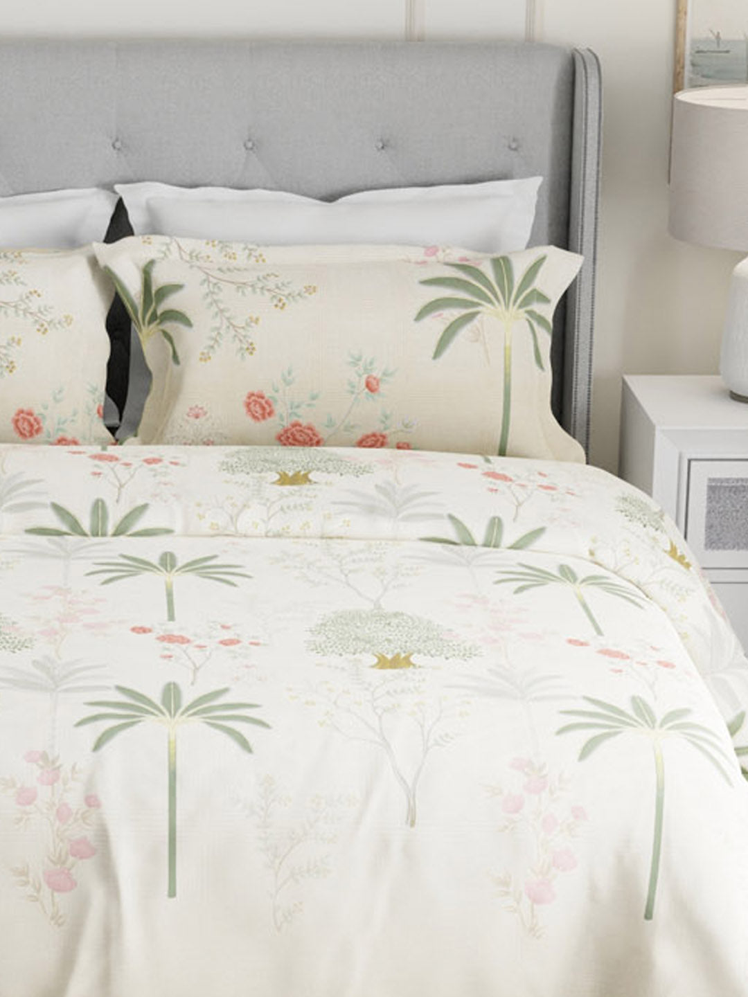 Gardenia Augusta 100% Cotton 300 TC Cream & Green Digital Floral Print King Bedsheet with 2 Pillow Covers
