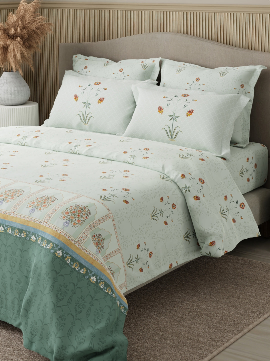 Royal Essence 100% Cotton 400 TC White Digital Floral Print King Bedsheet with 4 Pillow Covers