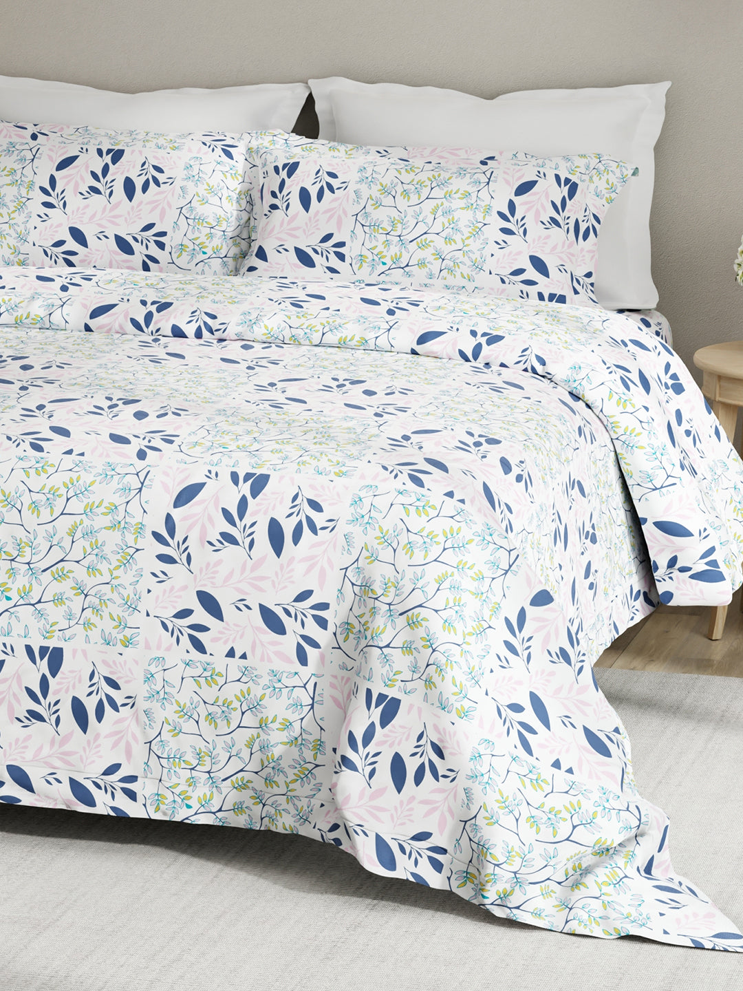 Embrace 100% Cotton 152 TC Blue & Pink Floral King Bedsheet with 2 Pillow Covers
