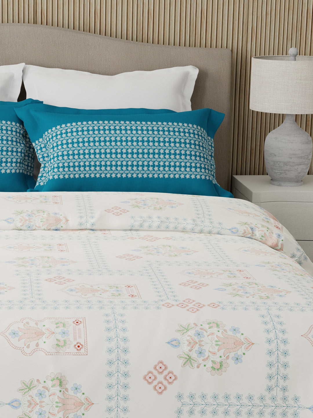 Valatia 100% Cotton 200 TC Karigari Printed Double Bedsheet with 2 Pillow Covers - Blue & White