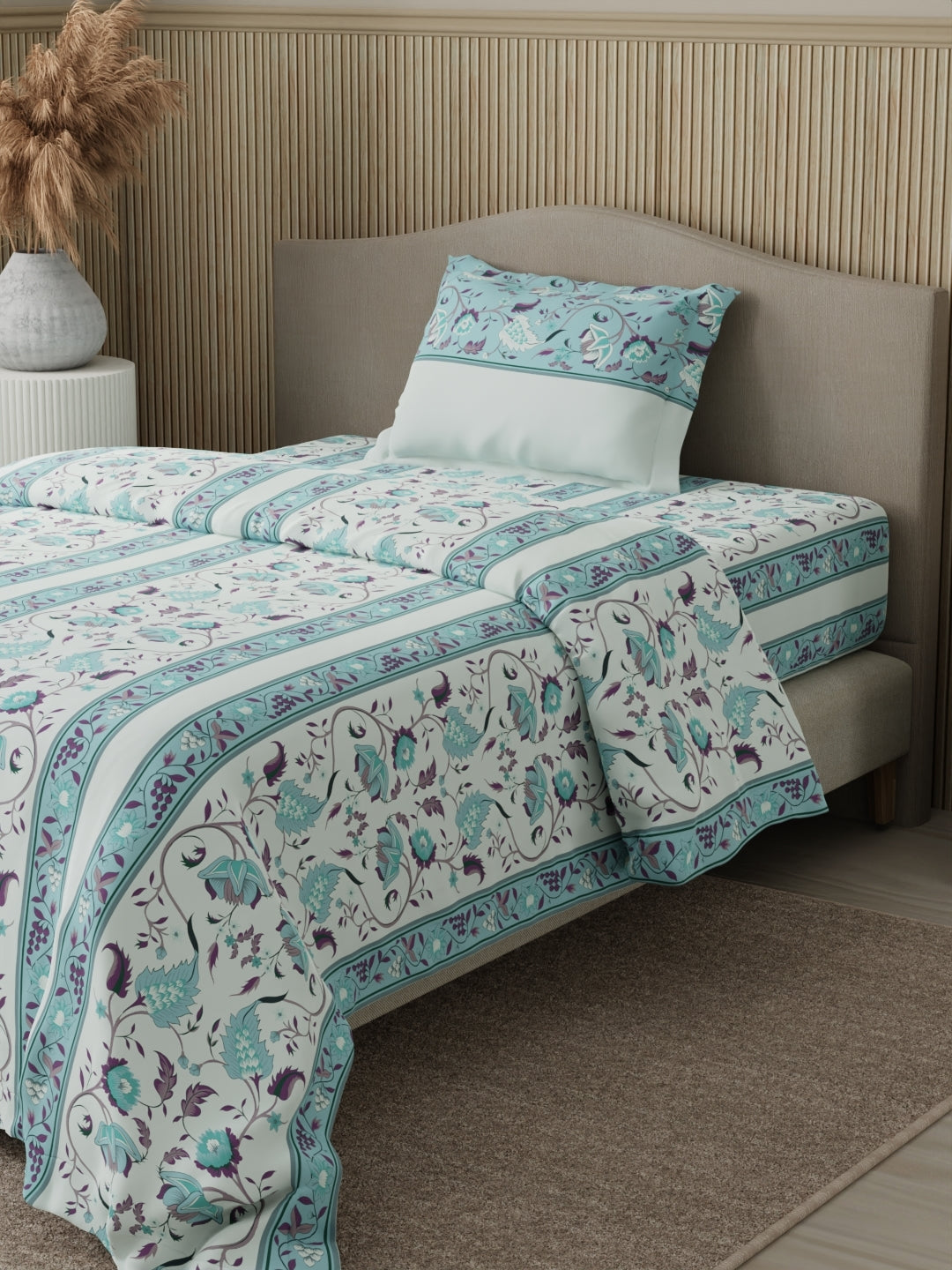 Valatia 100% Cotton 200 TC Karigari Printed Single Bedsheet with 1 Pillow Cover - Blue & White