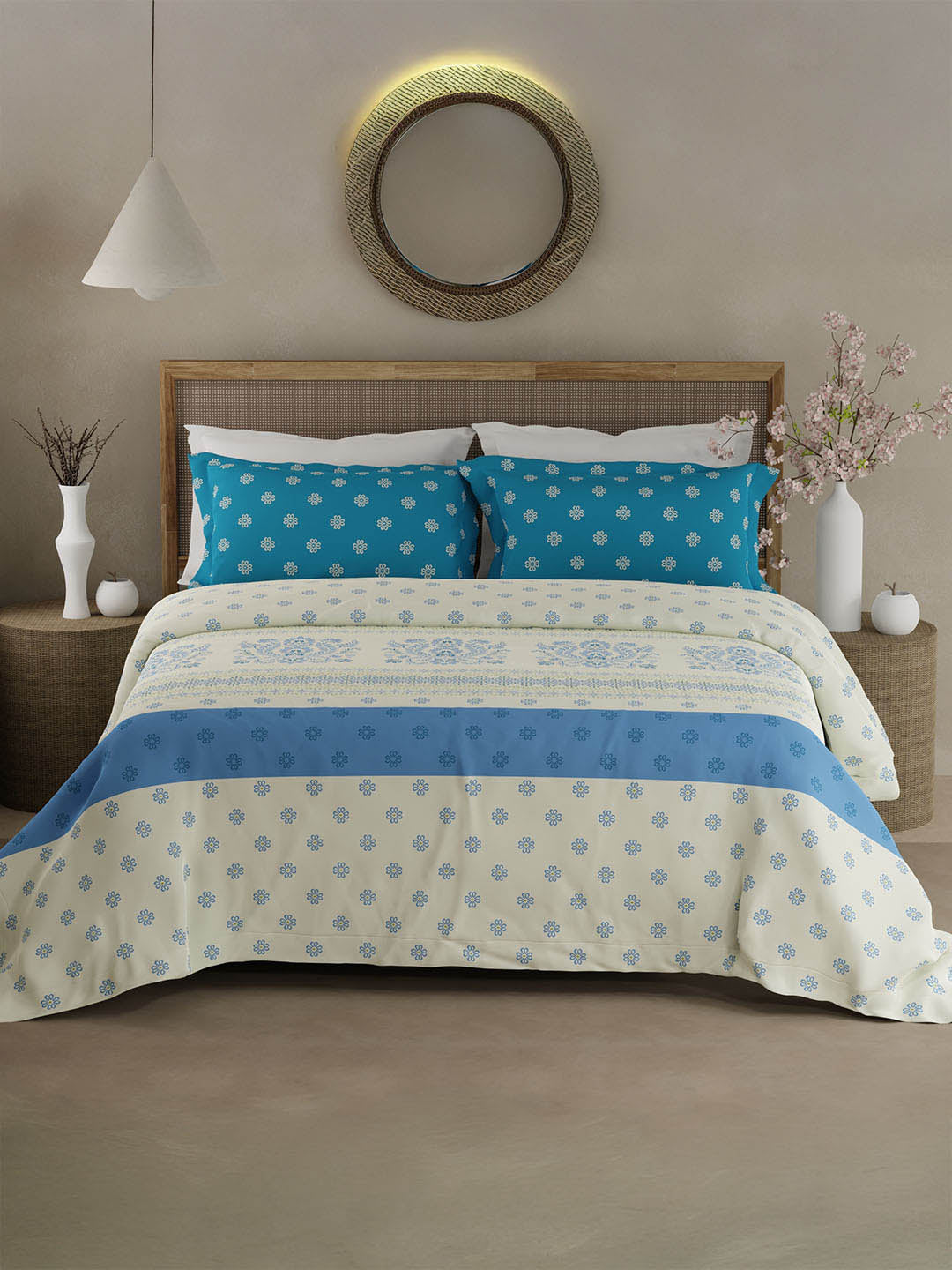 Valatia Gypsy 100% Cotton 200 TC Ethnic Printed King Bedsheet with 2 Pillow Covers - Blue & White