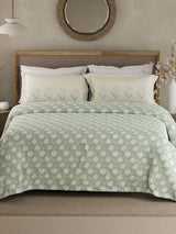 Valatia 100% Cotton 200 TC Blue & White Floral King Bedsheet with 2 Pillow Covers