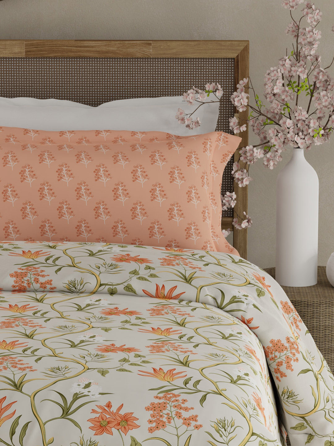 Valatia 100% Cotton 200 TC Orange & Green Floral King Bedsheet with 2 Pillow Covers