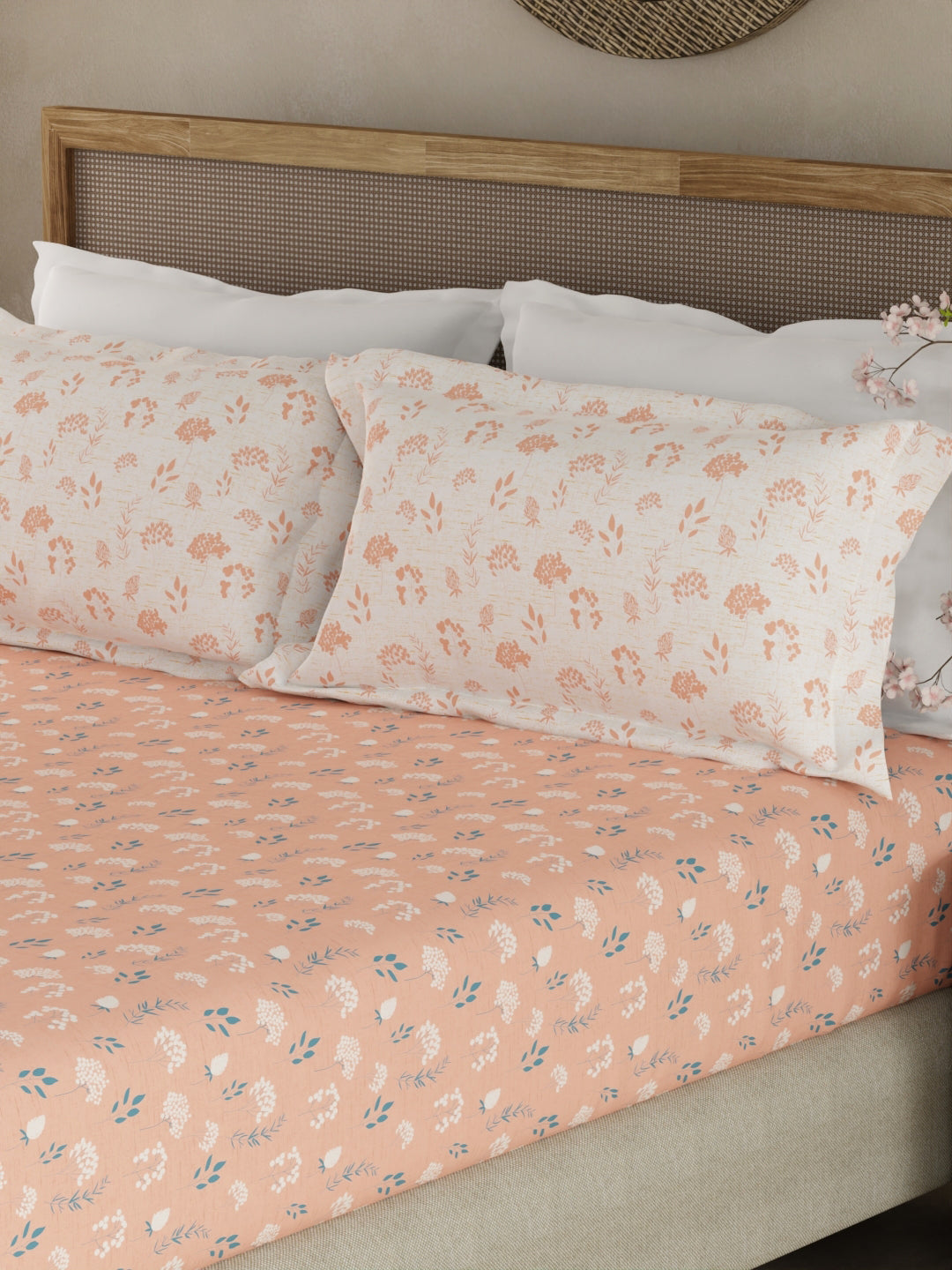 Valatia 100% Cotton 200 TC Peach Floral King Fitted Bedsheet with 2 Pillow Covers