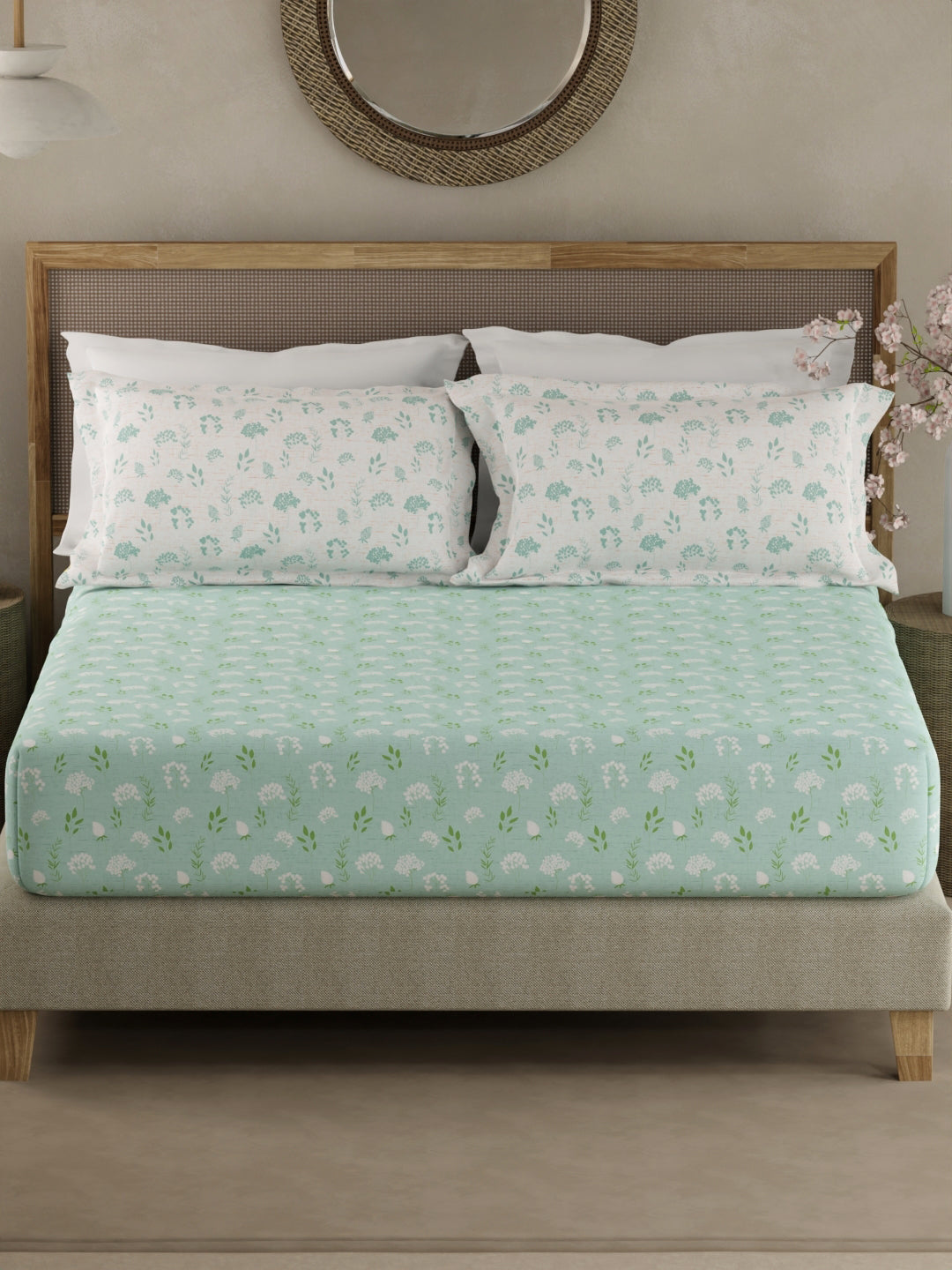 Valatia 100% Cotton 200 TC Green Floral King Fitted Bedsheet with 2 Pillow Covers