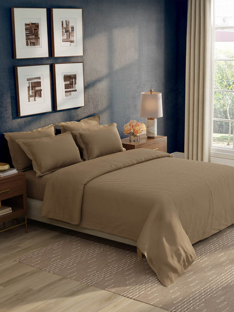 100% Cotton 300 TC, King Size Dyed Bedsheet with 1 Duvet Cover and 4 Pillow Covers, Emblem Collection - Caribou