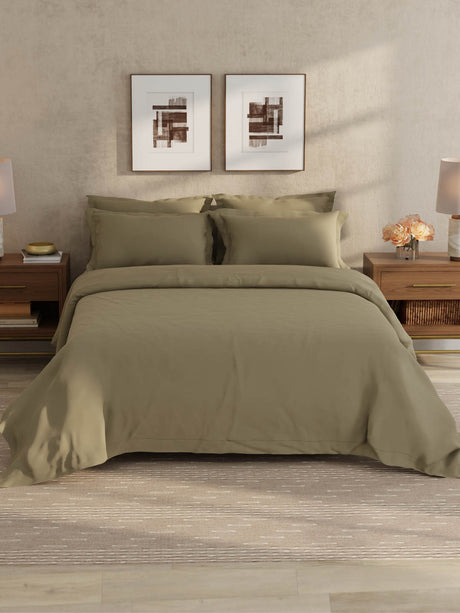 100% Cotton 300 TC, King Size Dyed Bedsheet with 1 Duvet Cover and 4 Pillow Covers, Emblem Collection - Dusky Green
