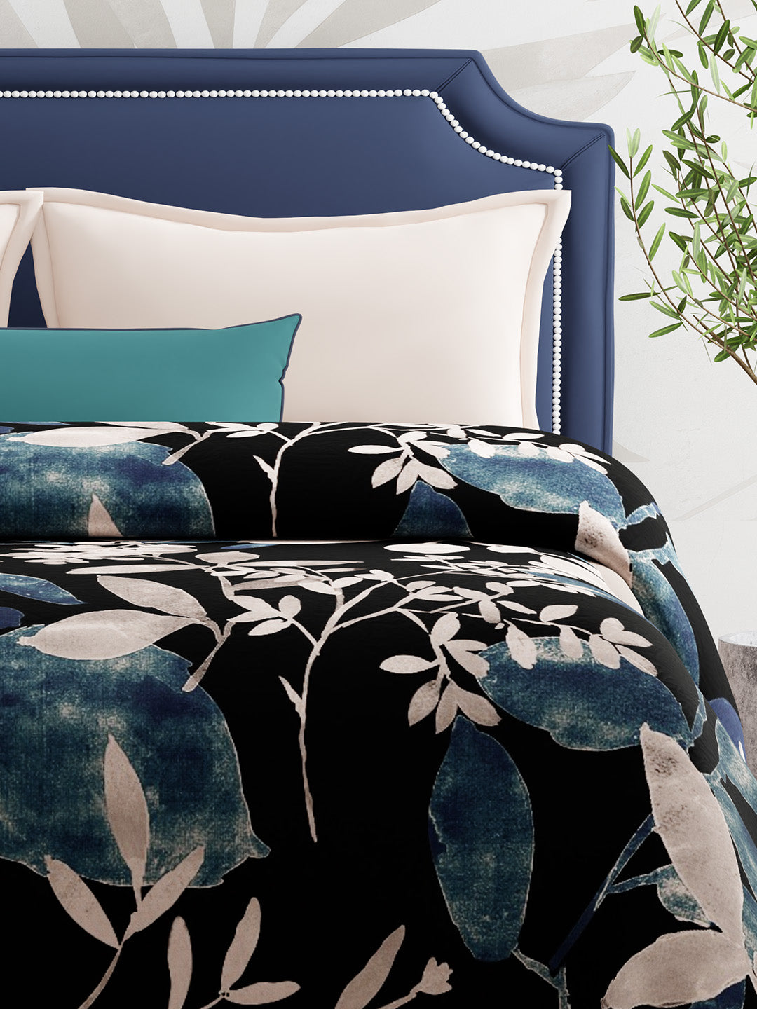 Double Size 3-Ply Blanket for Heavy Winter, Blue Floral, (2.40 m L x 2.20 m W), Luxe Loom