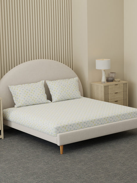100% Cotton 300 TC, Printed King Bedsheet Set, Cottage Garden