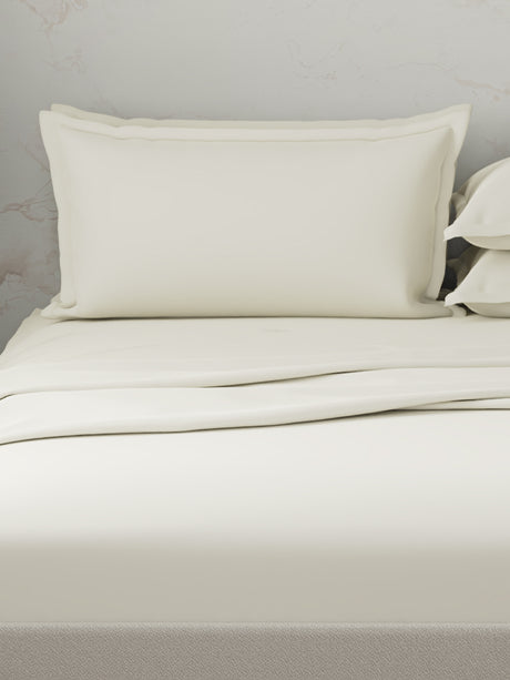 Emblem 100% Cotton 300 TC White Solid King Dyed Bedsheet with 4 Pillow Covers