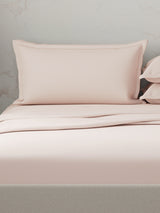 Emblem 100% Cotton 300 TC Pink Solid King Dyed Bedsheet with 4 Pillow Covers