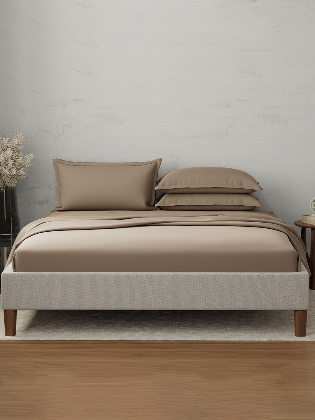 Emblem 100% Cotton 300 TC Brown Solid King Dyed Bedsheet with 4 Pillow Covers