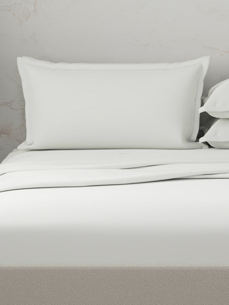 Emblem 100% Cotton 300 TC White Solid King Dyed Bedsheet with 4 Pillow Covers