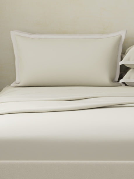 Cotton Charm 400 TC 100% Cotton Cream King Size Dyed Bedsheet with 4 Pillow Covers