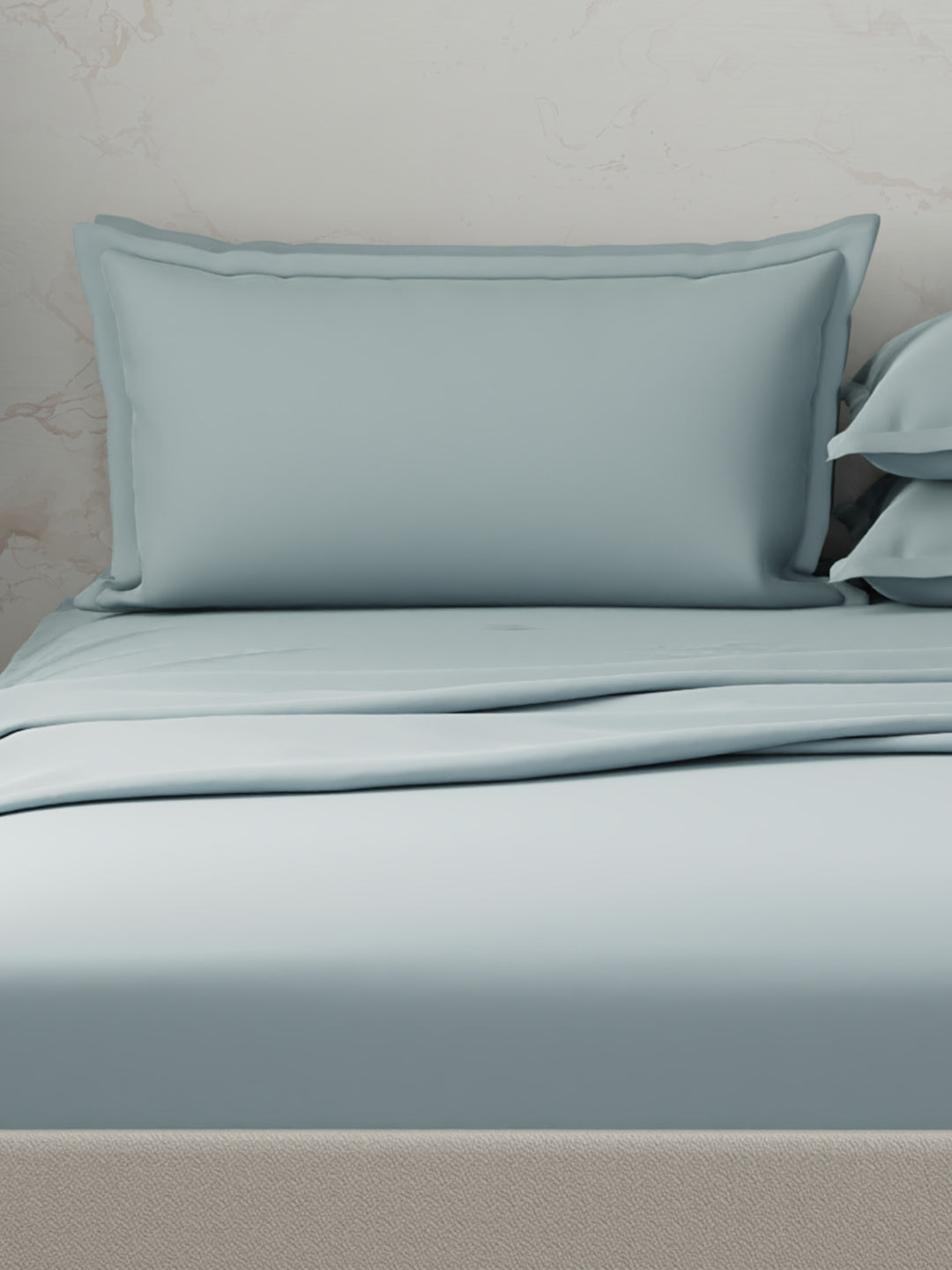 Emblem 100% Cotton 300 TC Blue Solid King Dyed Bedsheet with 4 Pillow Covers