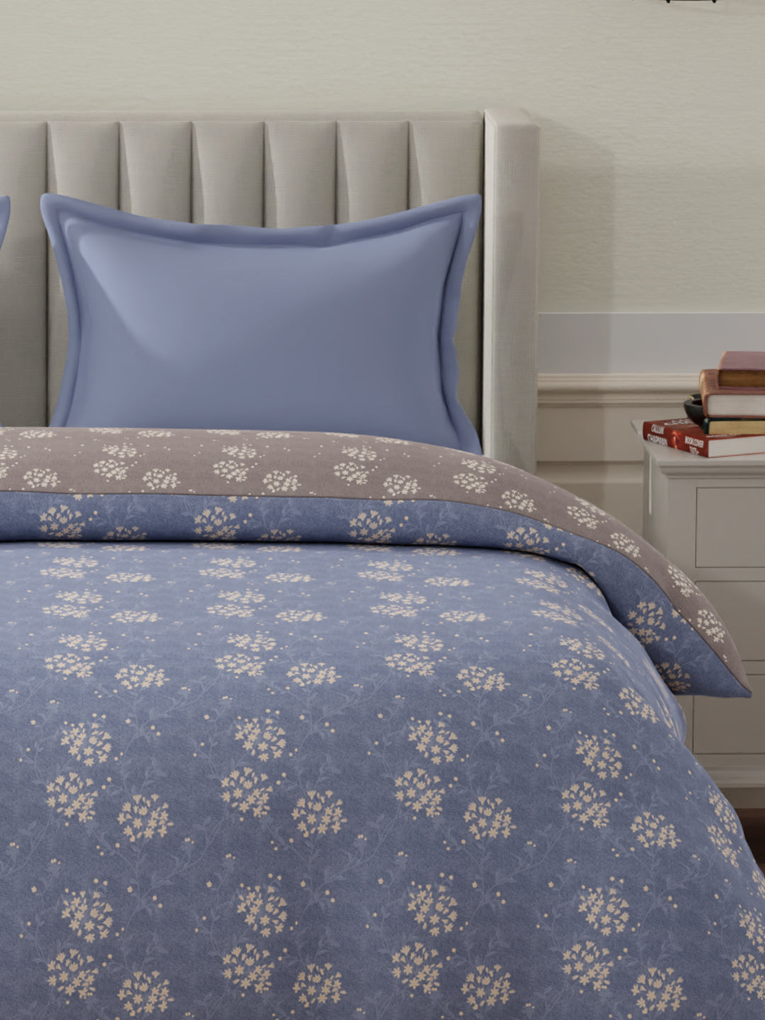 100% Cotton Reversible Double Comforter, 152 TC Blue & Grey Floral Print, Embrace Collection