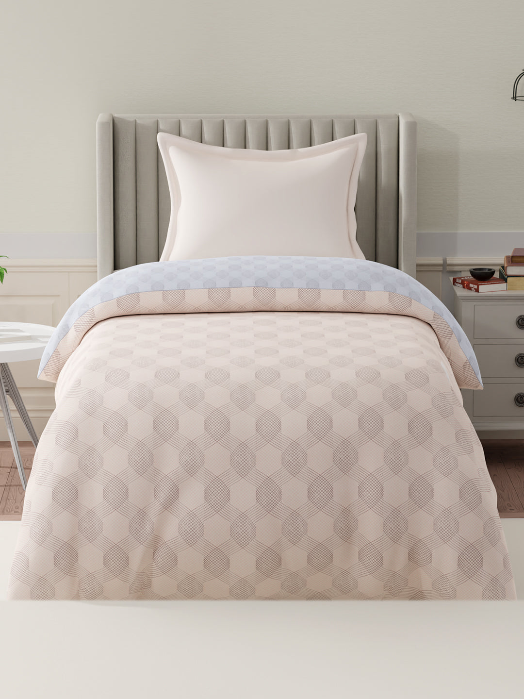 100% Cotton Reversible Single Comforter, 152 TC Cream & Blue Geometrical Print, Embrace Collection