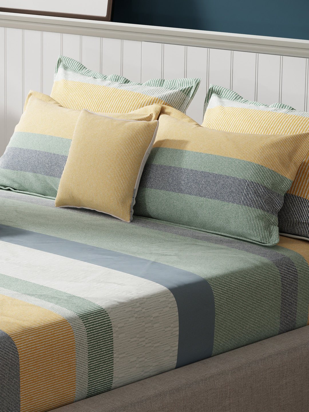 100% Cotton King Bedsheet Set with 4 Pillow Covers & 2 Cushion Covers, 400 TC Multicolor Geometrical, Royal Essence