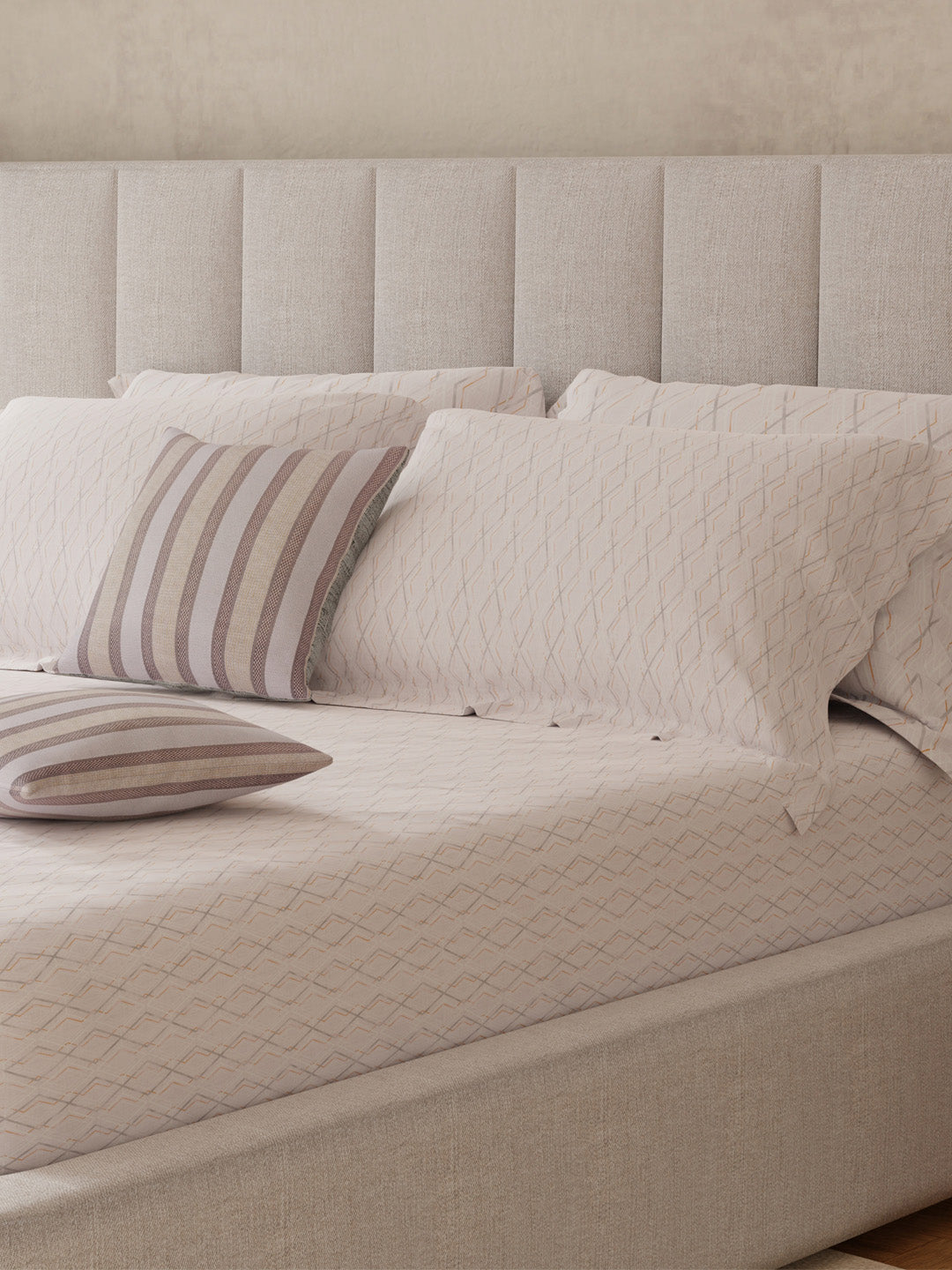 100% Cotton King Bedsheet Set with 4 Pillow Covers & 2 Cushion Covers, 400 TC Cream Geometrical, Royal Essence