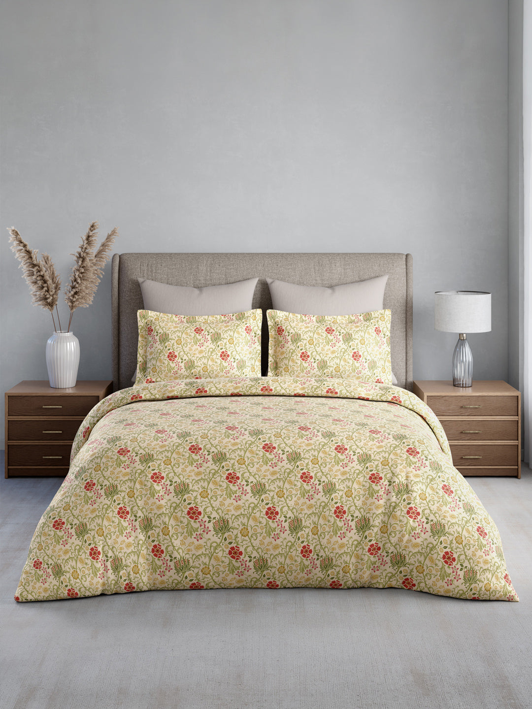 Nature Bouquet 100% Cotton 300 TC King Bedsheet with 2 Pillow Covers | Floral Fragrance Bedsheet Set