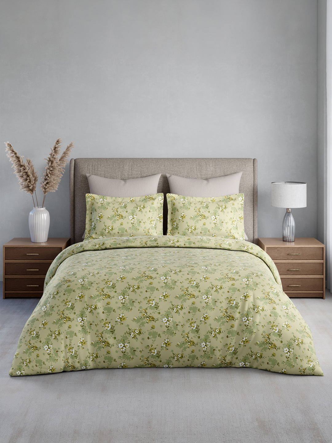 Nature Bouquet 100% Cotton 300 TC King Bedsheet with 2 Pillow Covers | Floral Fragrance Bedsheet Set