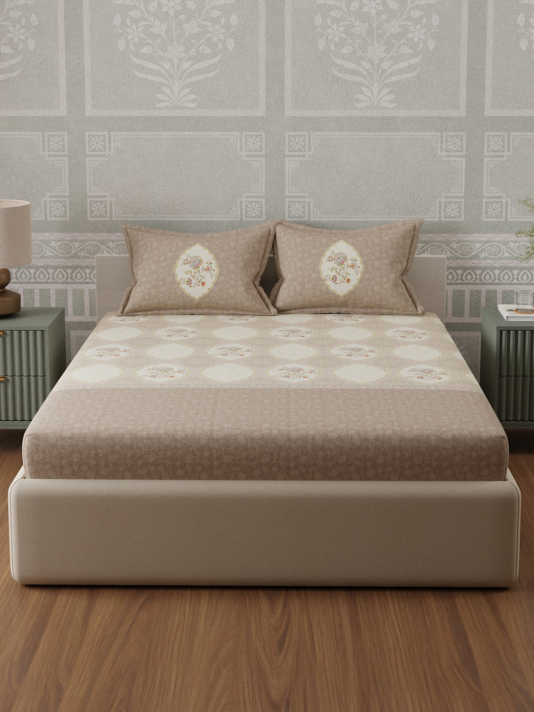 100% Cotton 300 TC, Grey Digitally Printed King Bedsheet with 2 Pillow Covers (Gardenia Augusta Vintage Collection)