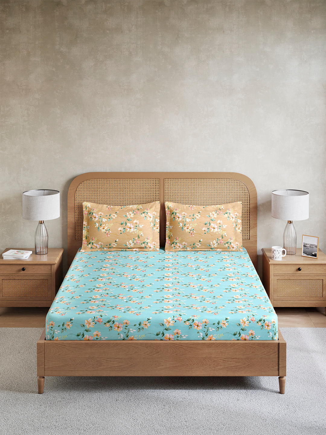 Vivara 100% Cotton King Bedsheet with 2 Pillow Covers | Blue Floral Digitally Printed Bedsheet Set