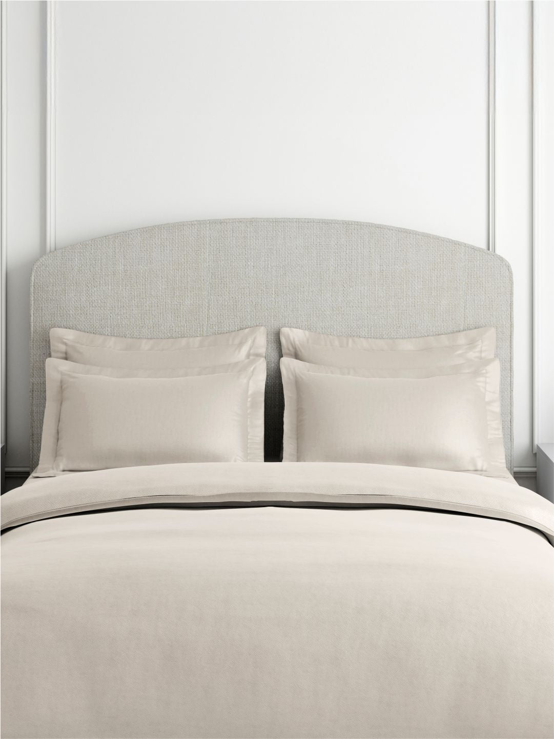Cotton Charm 100% Cotton 400 TC King Bedsheet with 4 Pillow Covers | Grey Dyed Solid Bedsheet Set