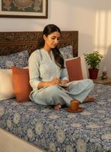 Siesta 100% Cotton 200 TC Blue & Beige Floral Print King Bedsheet with 2 Pillow Covers