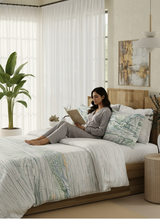 100% Cotton 300 TC White & Blue Digitally Printed King Bedsheet with 2 Pillow Covers - Gardenia Augusta