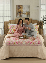 Gardenia Augusta 100% Cotton 300 TC Pink Digitally Printed King Bedsheet with 2 Pillow Covers