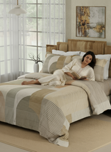 100% Cotton 300 TC Beige & Grey Digitally Printed King Bedsheet with 2 Pillow Covers - Gardenia Augusta